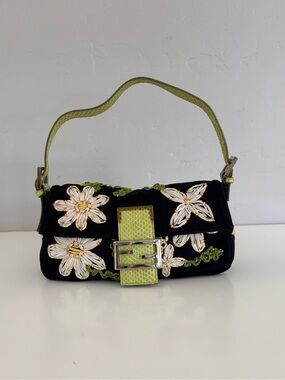 Auth VTG FENDI Baguette